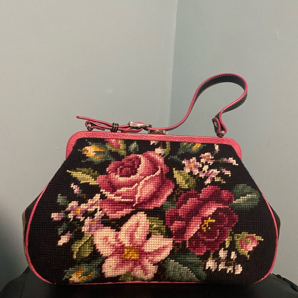 Isabella Fiore Hand bag (Never used)